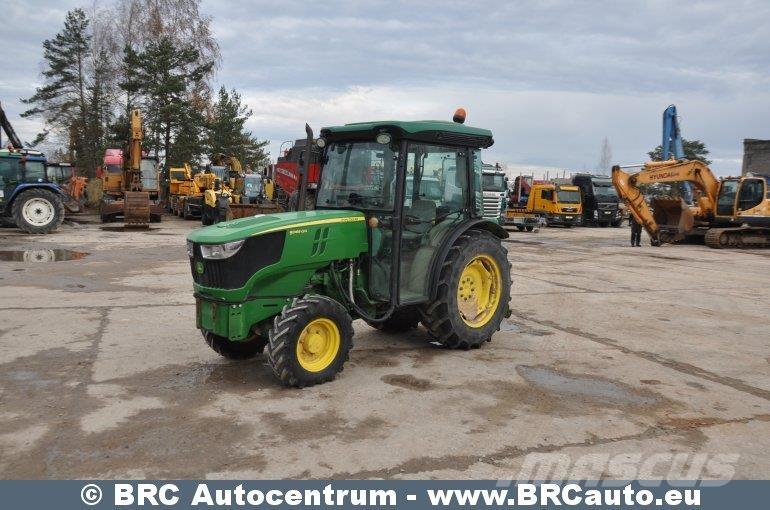 John Deere 5085 Tractoren