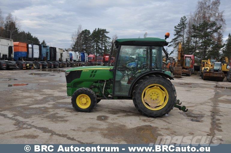 John Deere 5085 Tractoren