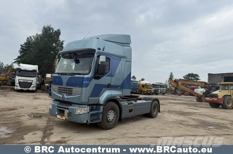 Renault Premium Trekkers