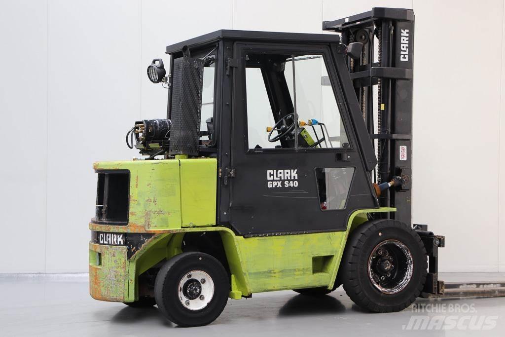 Clark GPX 40 LPG heftrucks