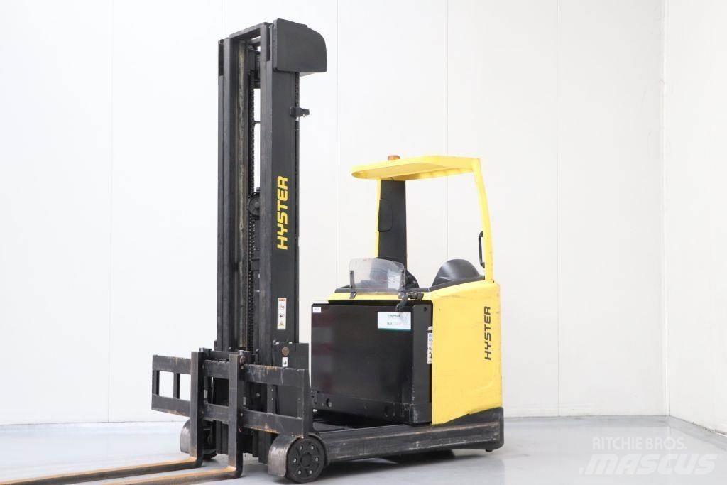 Hyster R2.5 Reachtruck voor hoog niveau