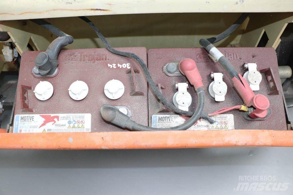 JLG 3246 ES Schaarhoogwerkers