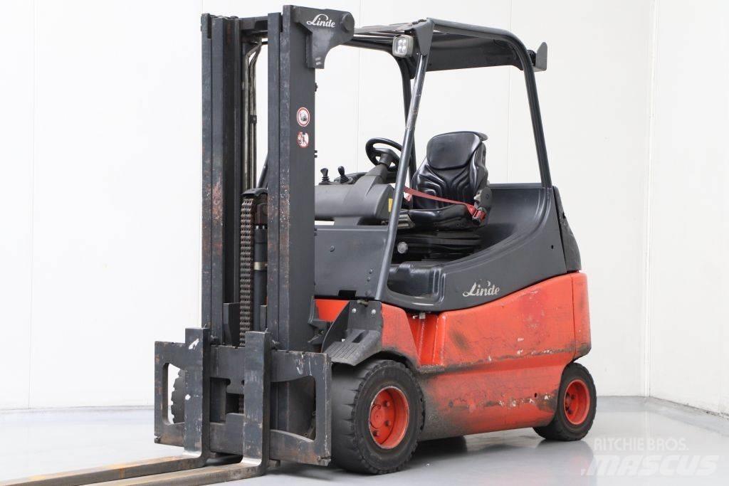 Linde E30S-03/600 Elektrische heftrucks
