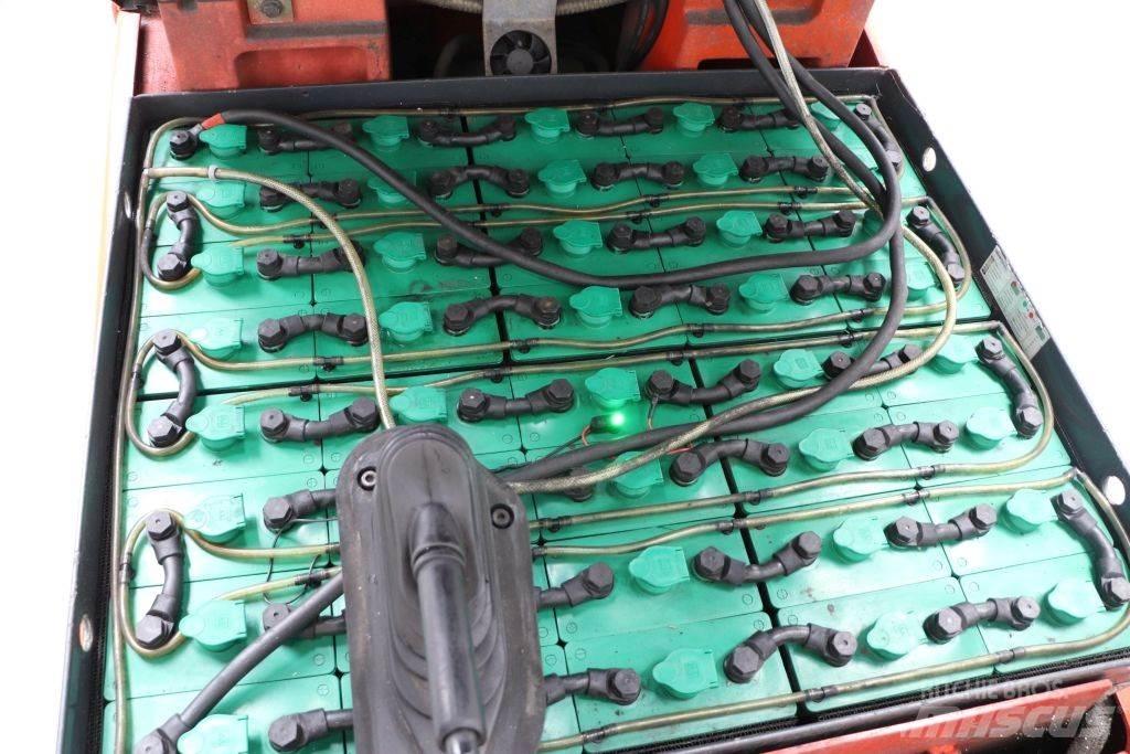 Linde E30S-03/600 Elektrische heftrucks