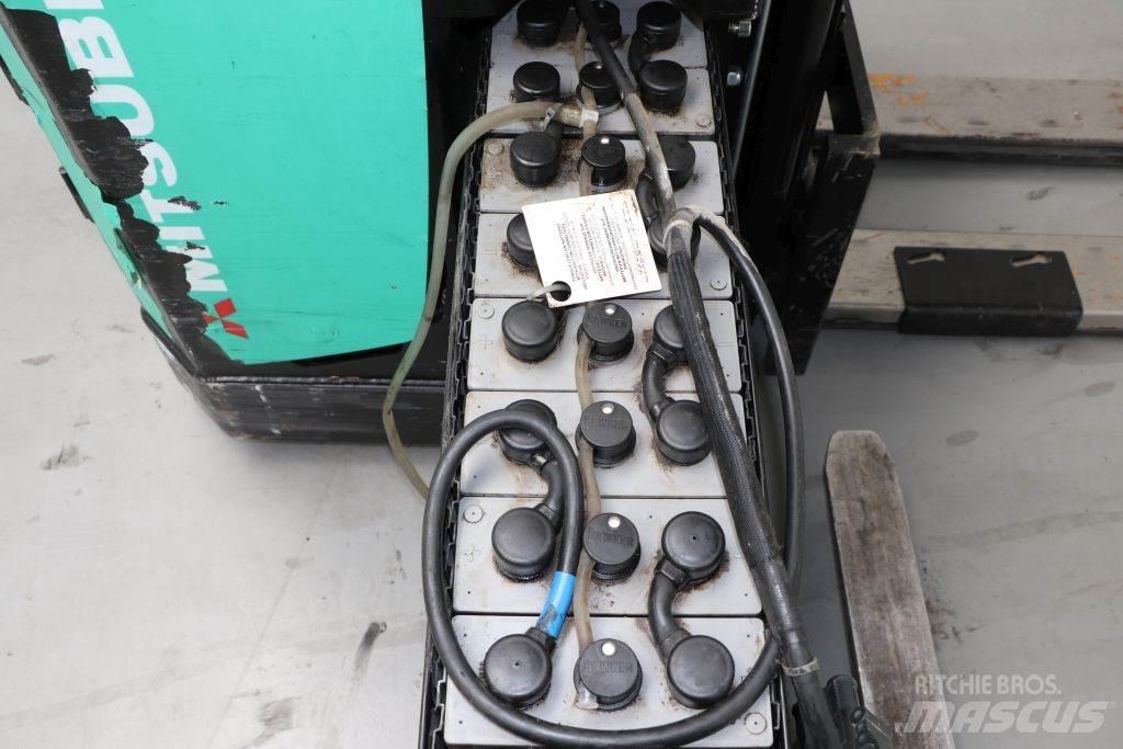 Mitsubishi SBS15N Zelfrijdende stapelaars