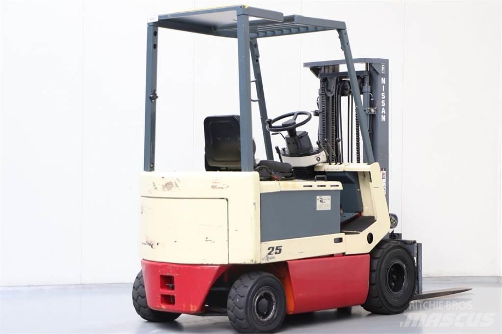 Nissan UM02L25U Elektrische heftrucks
