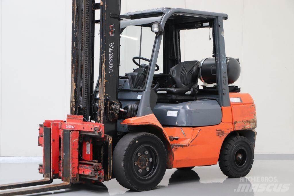 Toyota 02-7FGJF35 LPG heftrucks