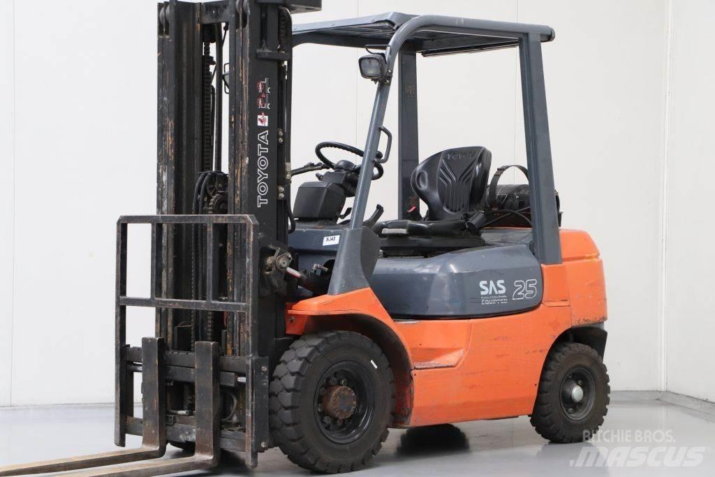 Toyota 42-7FGF25 LPG heftrucks