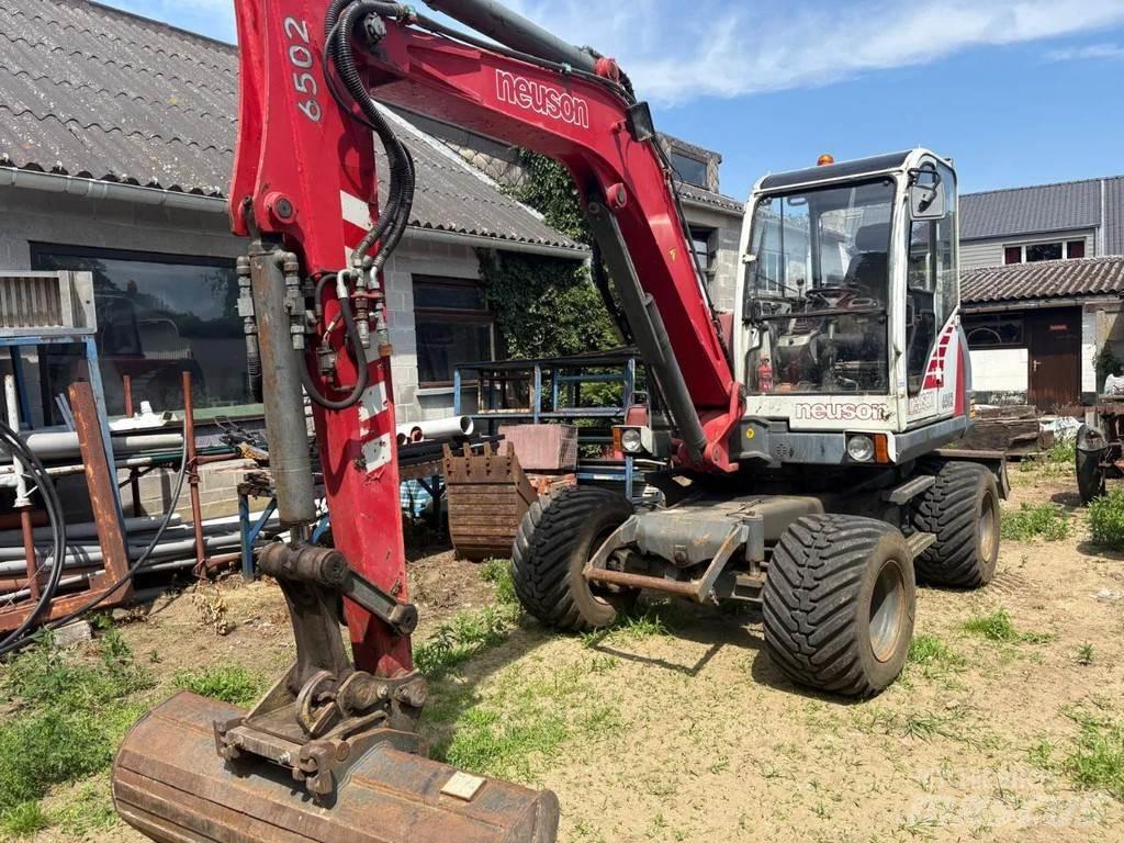 Neuson 6502WD Wielgraafmachines