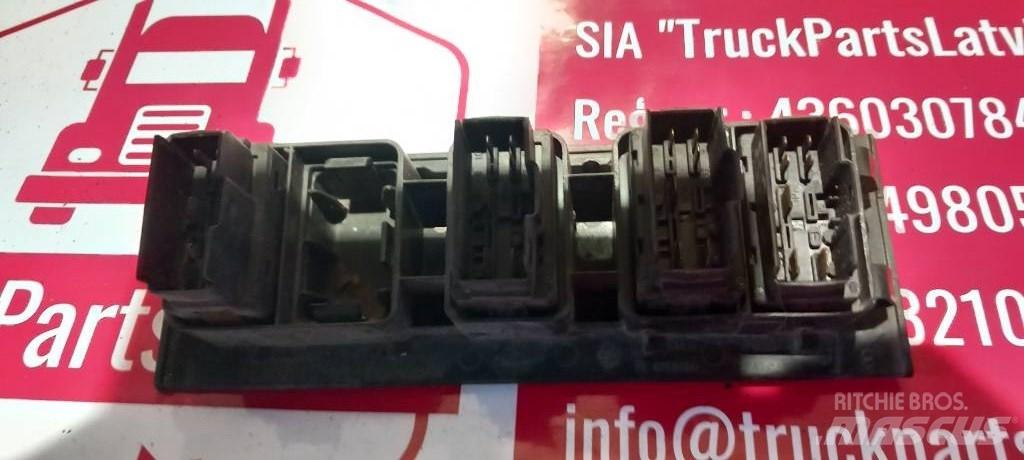 Volvo FH 12. 3175615 Cabine en interieur