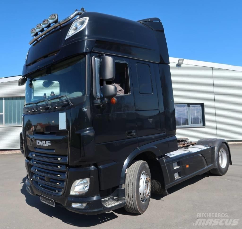 DAF 106 XF 460 FT Trekkers