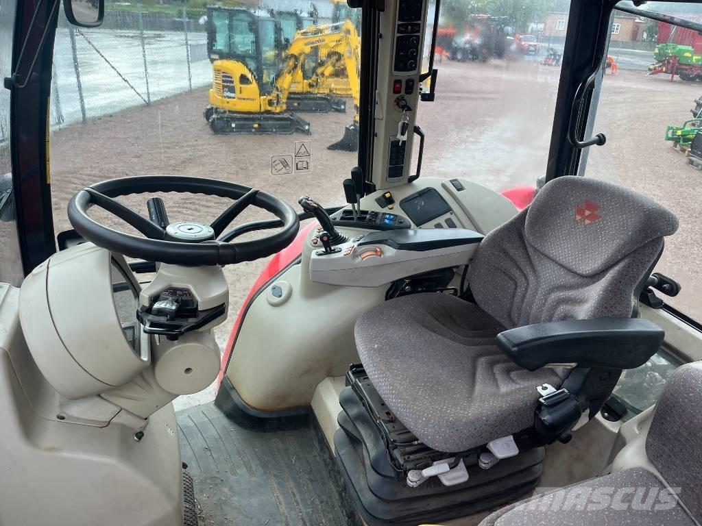 Massey Ferguson 5613 Tractoren