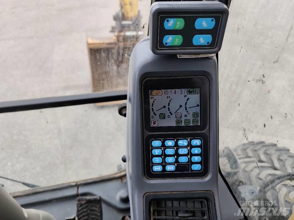 Komatsu PW 160-7E0 Wielgraafmachines