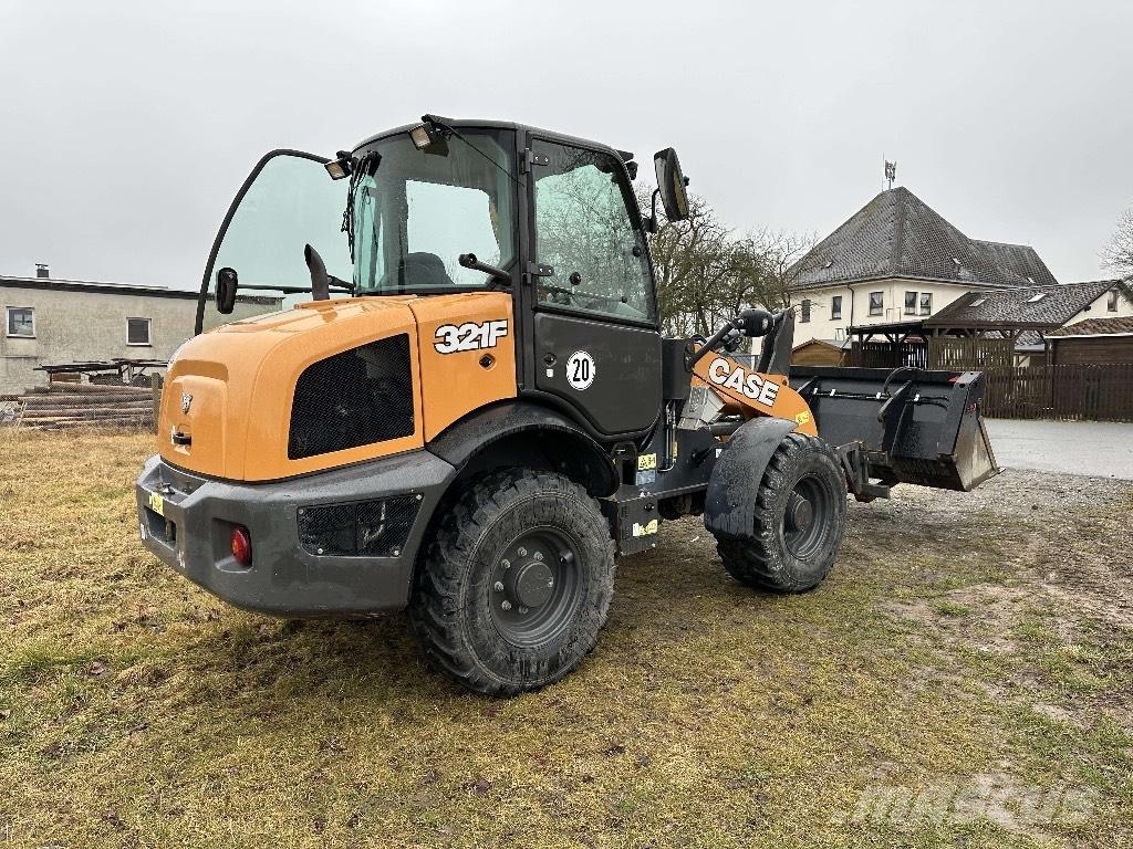CASE 321 F Wielladers