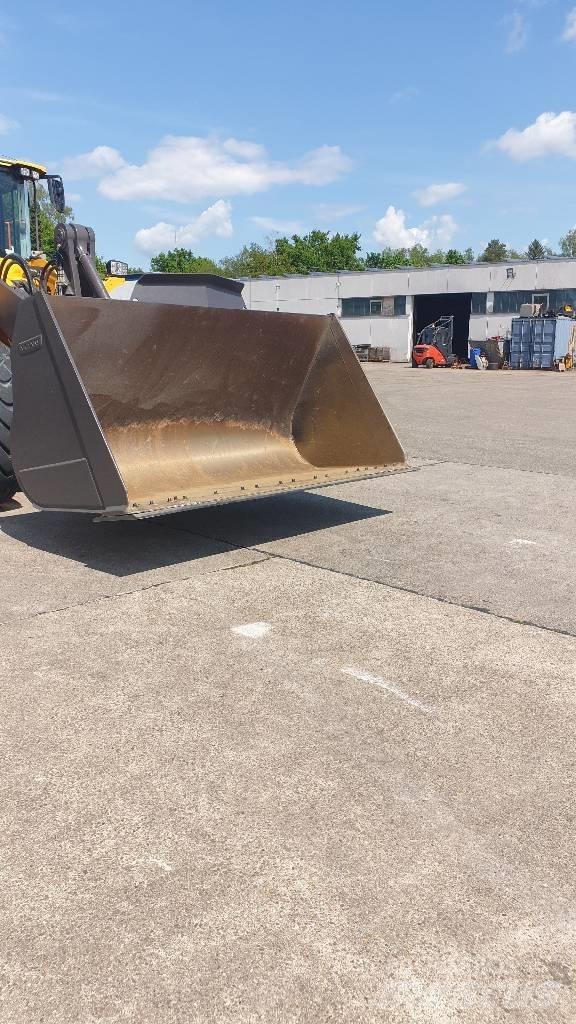 Volvo L 180 H Wielladers