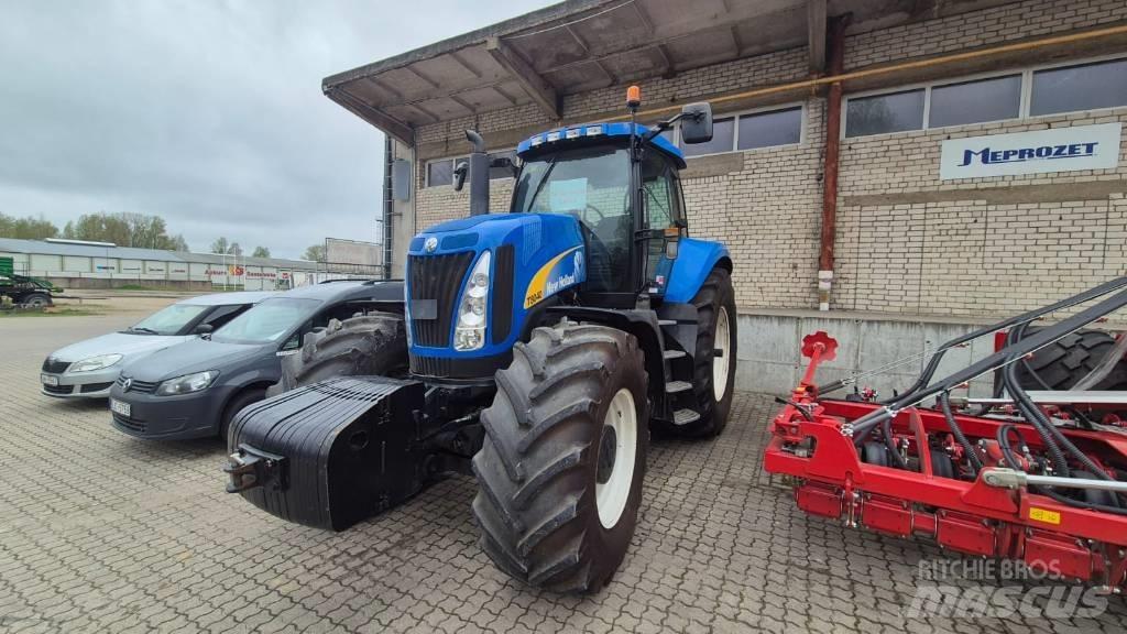 New Holland T 8040 Tractoren
