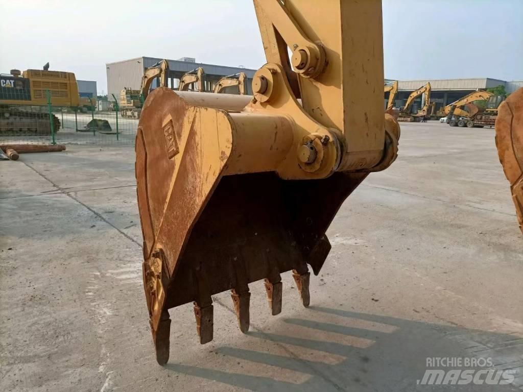 CAT 320GC Rupsgraafmachines