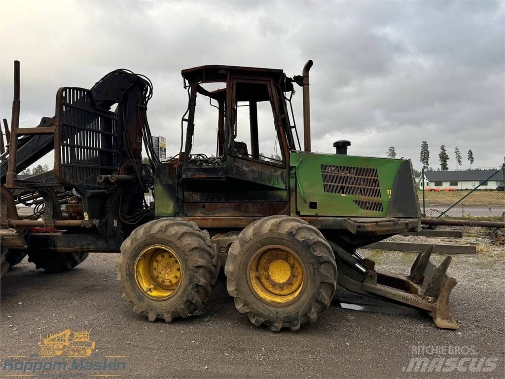 John Deere 1110D Uitrijwagens
