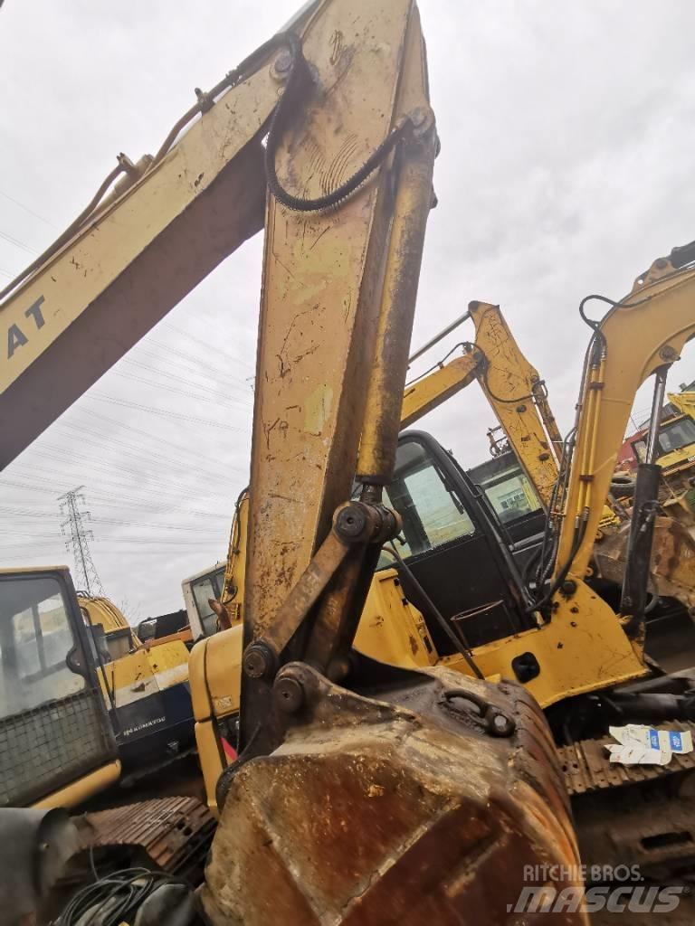CAT E 120 B Rupsgraafmachines