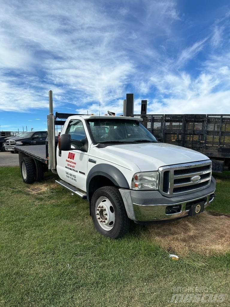 Ford F 550 XLT Platte bakwagens