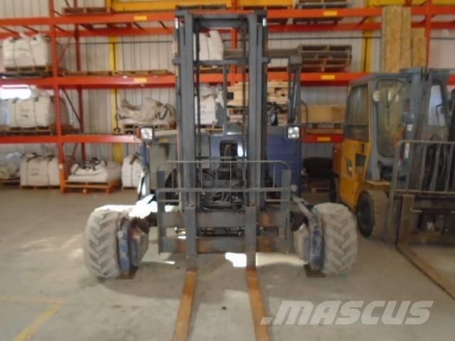 Moffett M45 Vorkheftruck voor zwaar terrein