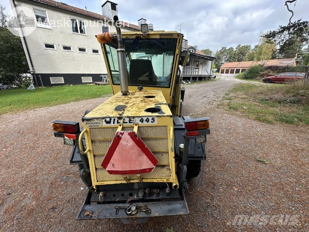 Wille 445 Tool-carriers