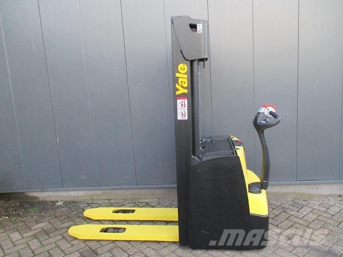 Yale MS 16 Meeloop stapelaar