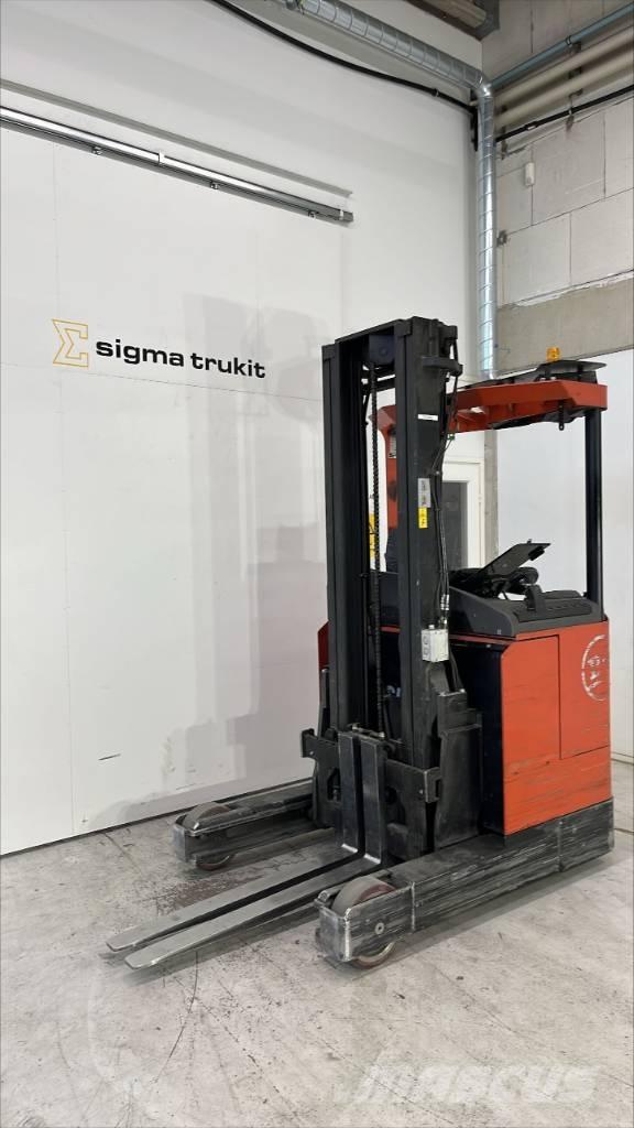 BT RR E 180 Reachtruck voor hoog niveau