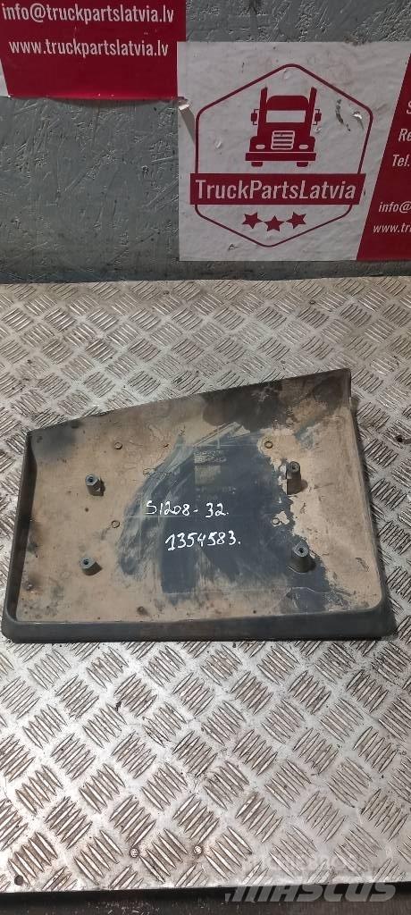 Scania 94 D.   1354583 Cabine en interieur