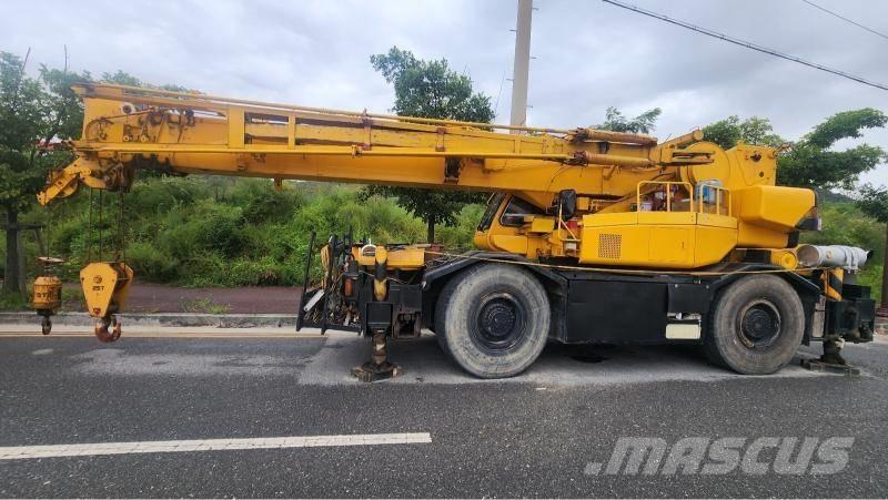 Kobelco RK 250-3 Ruw terrein kranen
