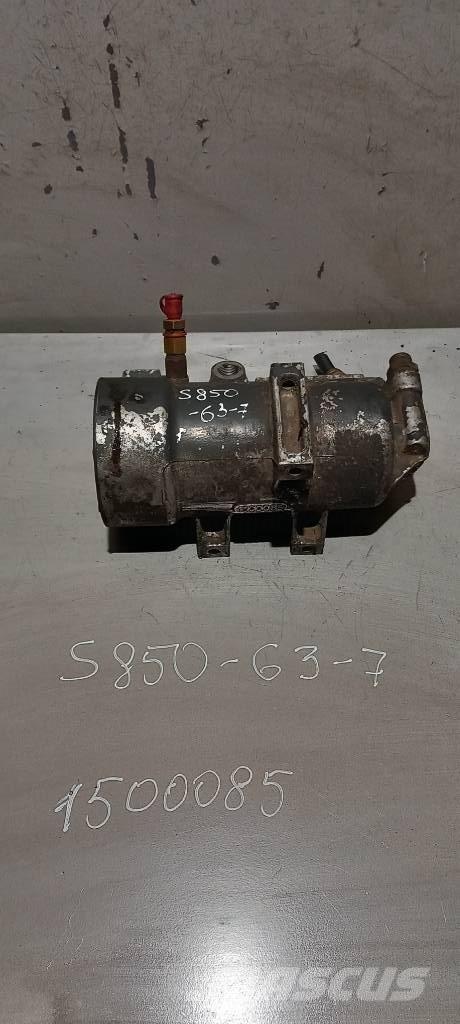 Scania R 440.    1755066 Motoren