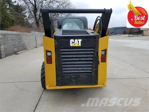 CAT 272 D Schrankladers