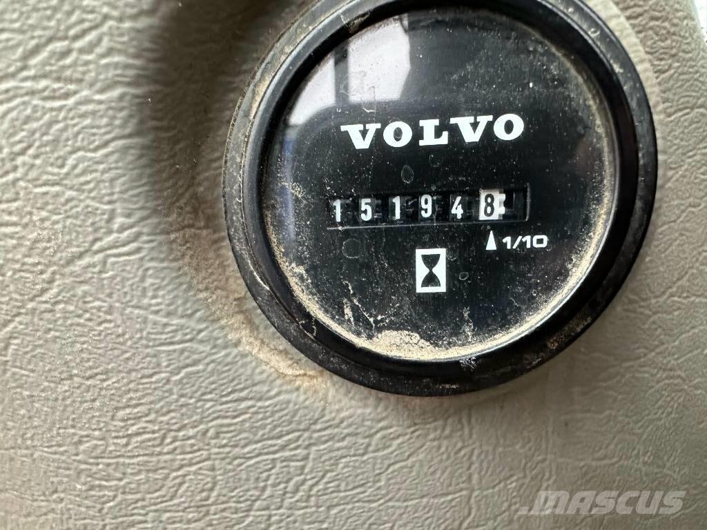 Volvo EC 160 EL Rupsgraafmachines