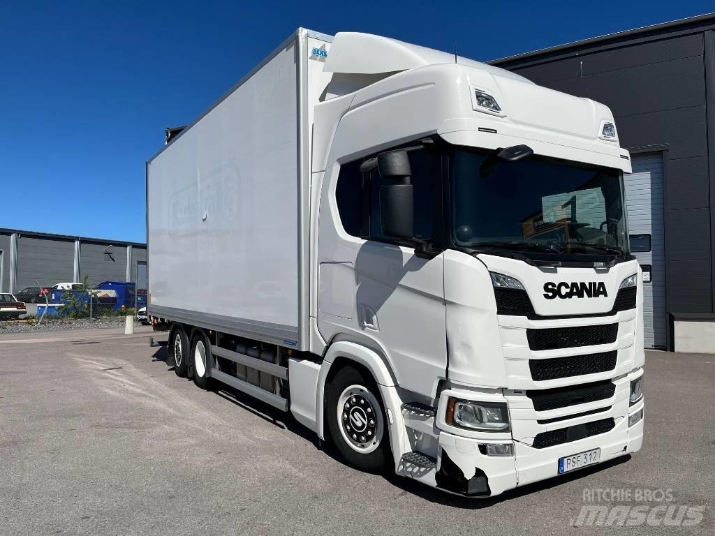 Scania R500B6X2*4NB Bakwagens met gesloten opbouw