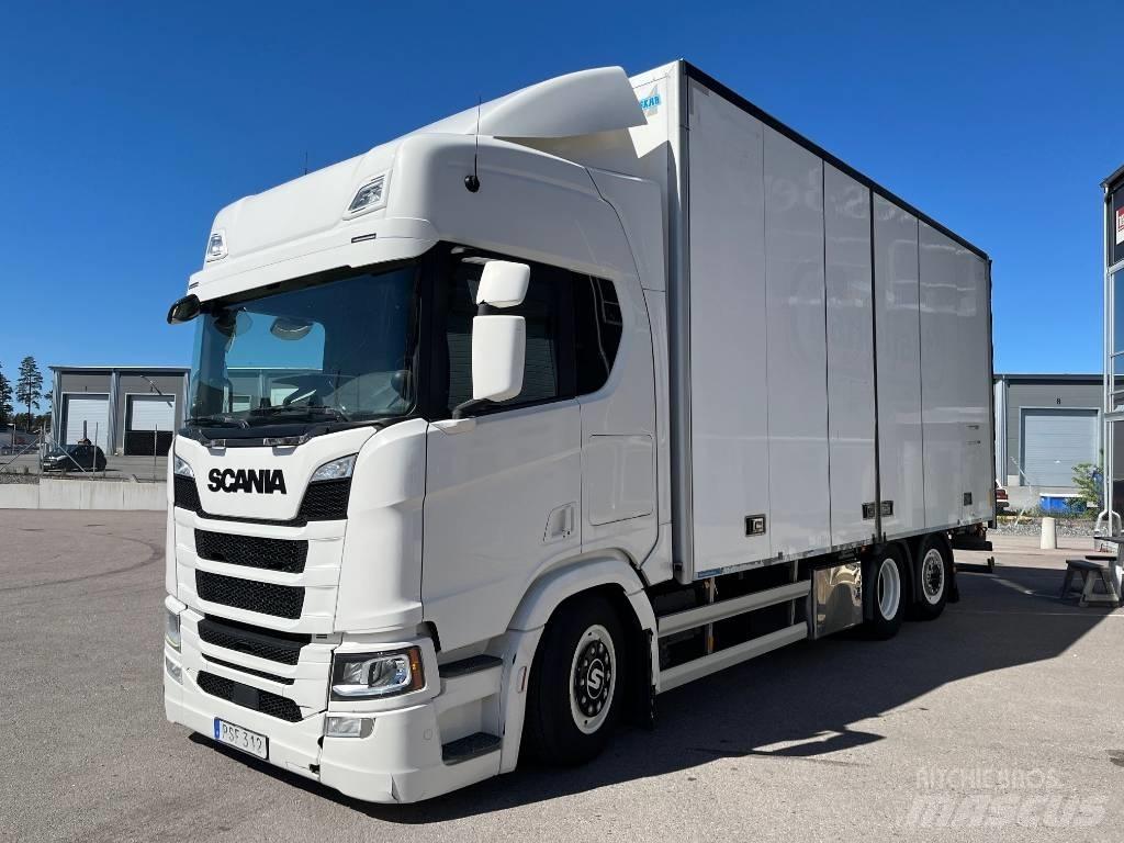 Scania R500B6X2*4NB Bakwagens met gesloten opbouw