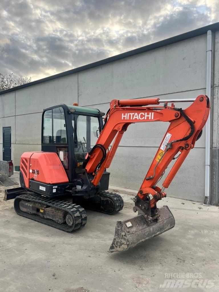 Hitachi ZX 27 U-3 Minigraafmachines < 7t