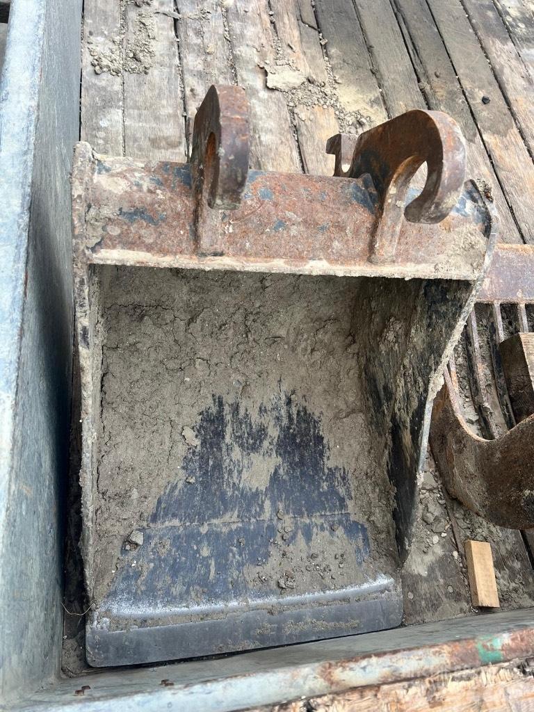 Hitachi ZX 27 U-3 Minigraafmachines < 7t