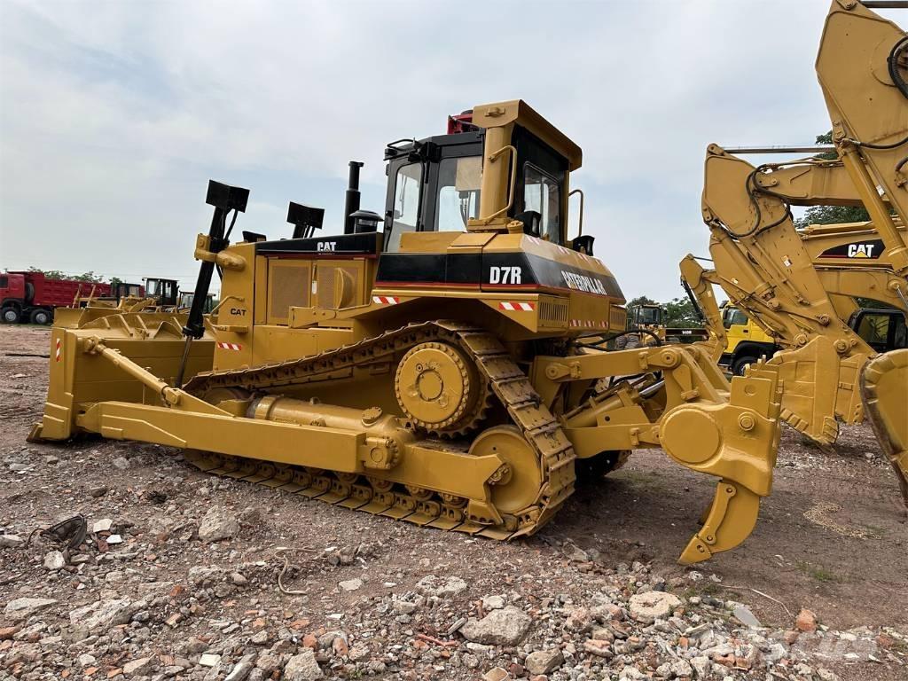 CAT D7R Rupsdozers