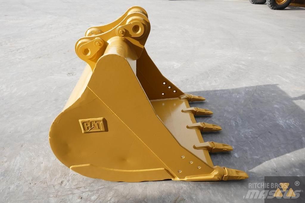 CAT 320 Bucket Bakken