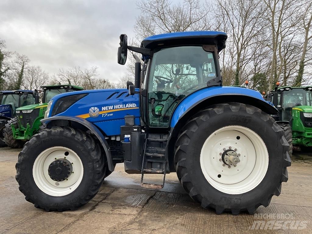New Holland T 7.245 Tractoren