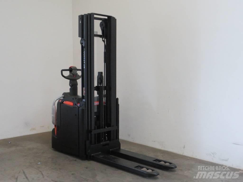 BT SPE 120 L Meeloop stapelaar