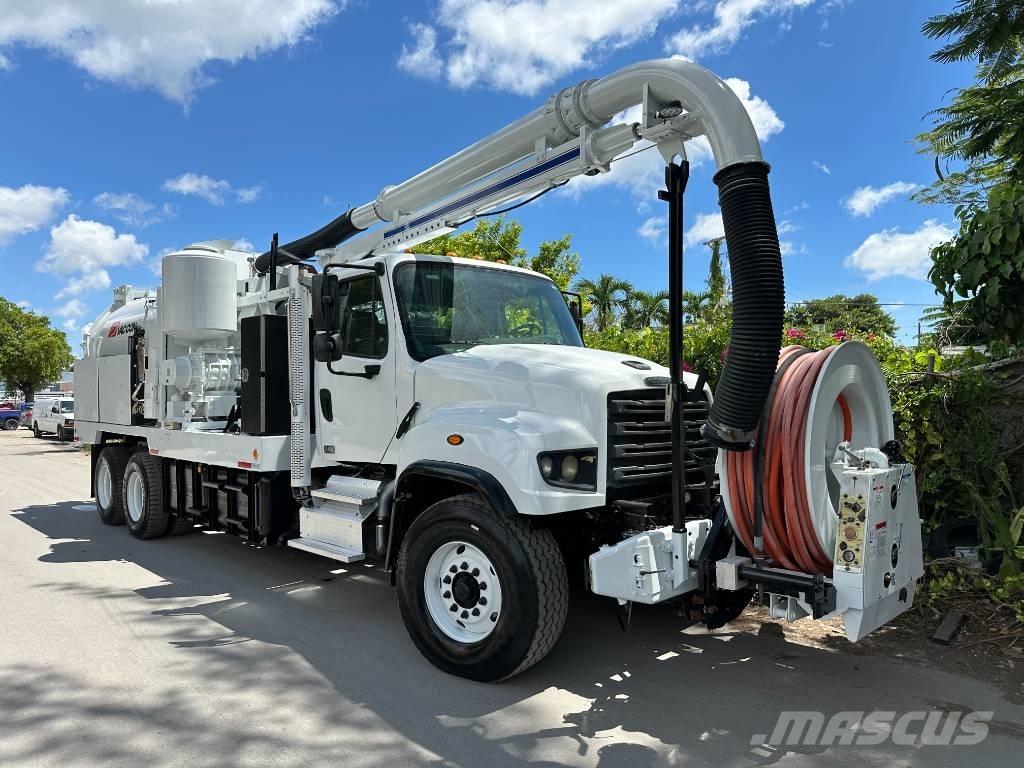 Freightliner 114 SD Kolkenzuigers