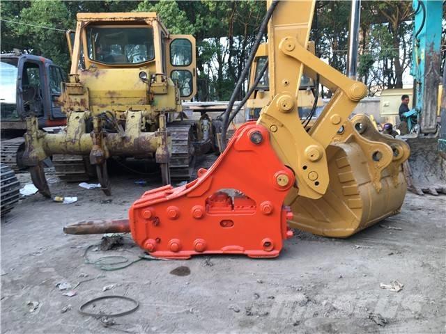 CAT 325 C Rupsgraafmachines