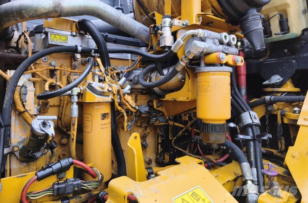 CAT 730 Knik dumptrucks