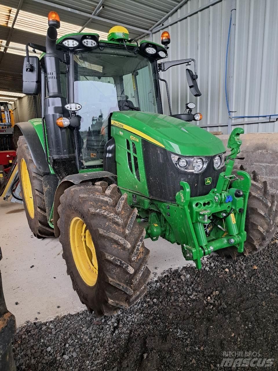 John Deere 6120 M Tractoren