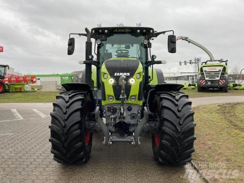 CLAAS AXION 870 Tractoren