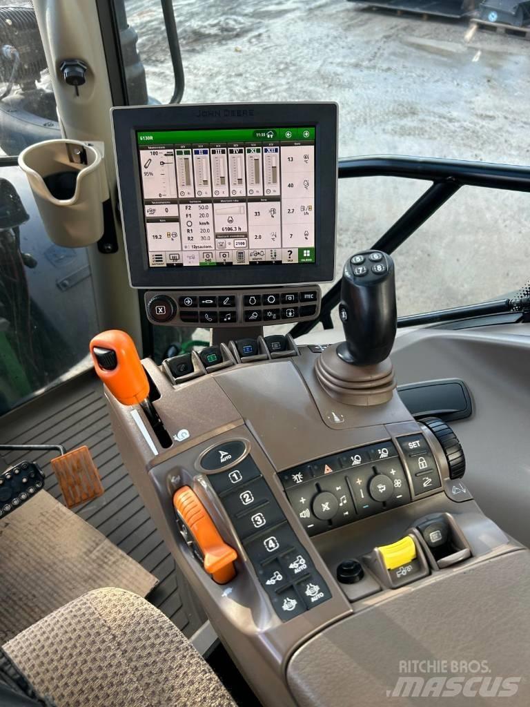 John Deere 6130 R Tractoren