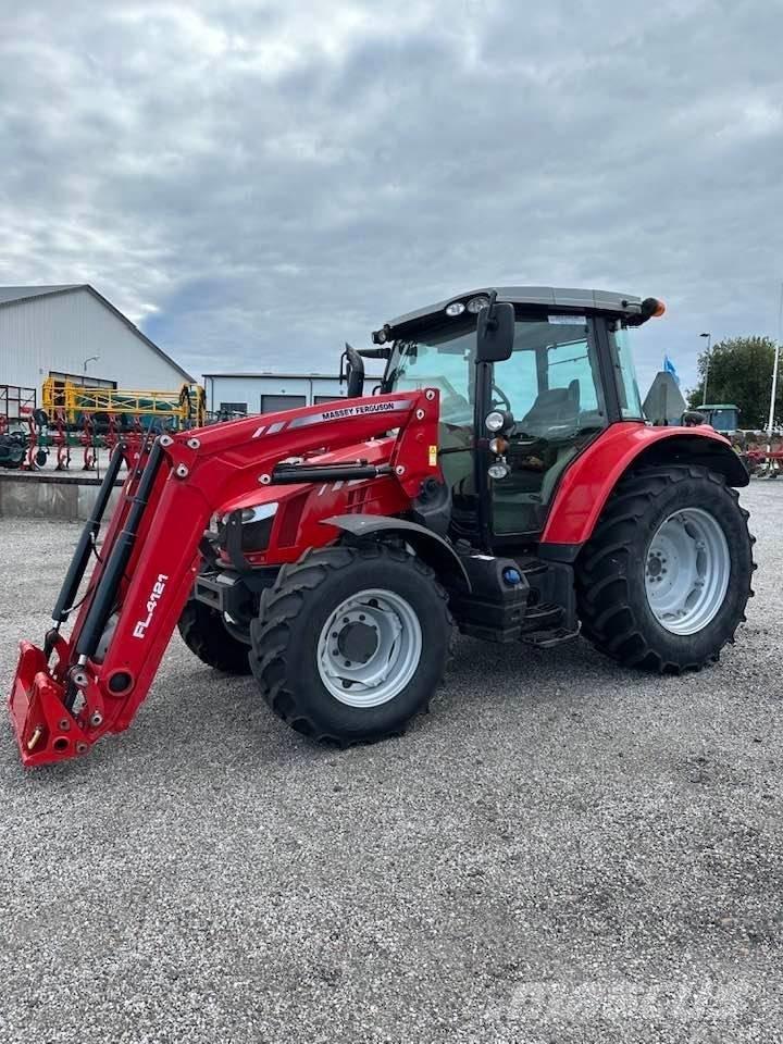 Massey Ferguson 5612 Tractoren