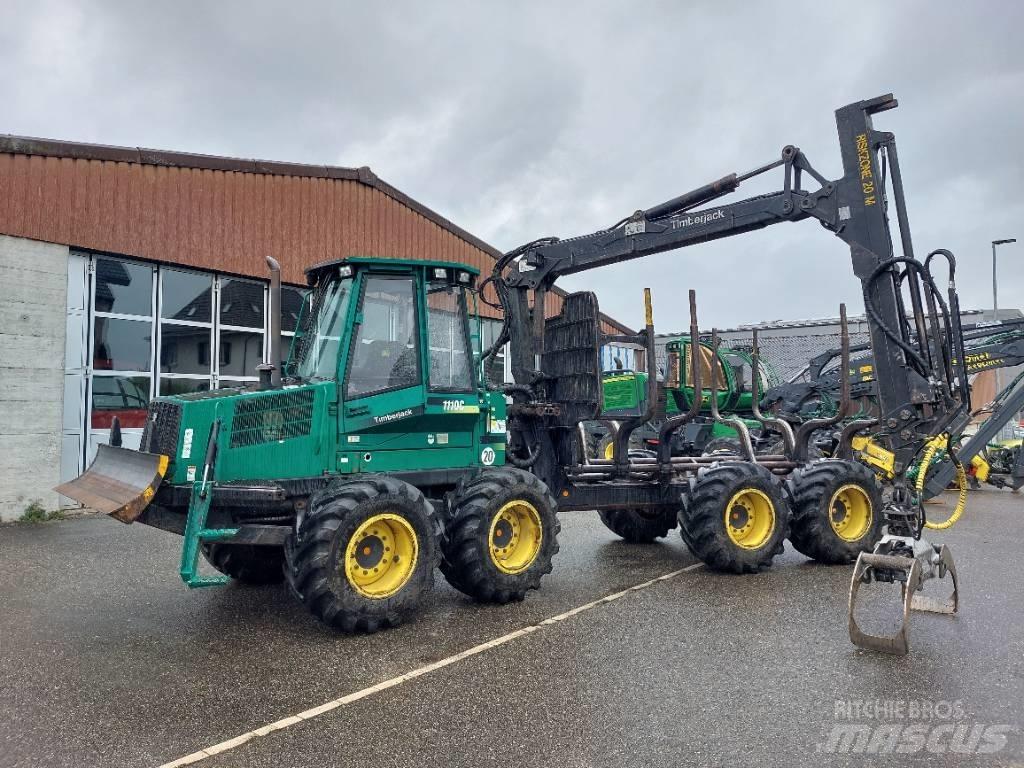 Timberjack 1110C Uitrijwagens