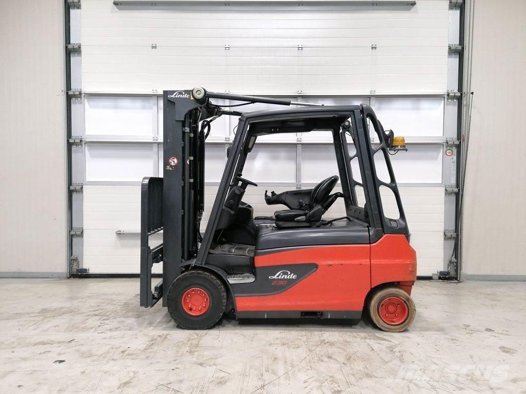 Linde E30L-01 Elektrische heftrucks